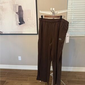 ALO Yoga Espresso Straight Leg Sweatpants